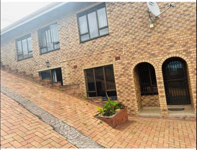 3 BEDROOM HOUSE TO LET IN MOORTON